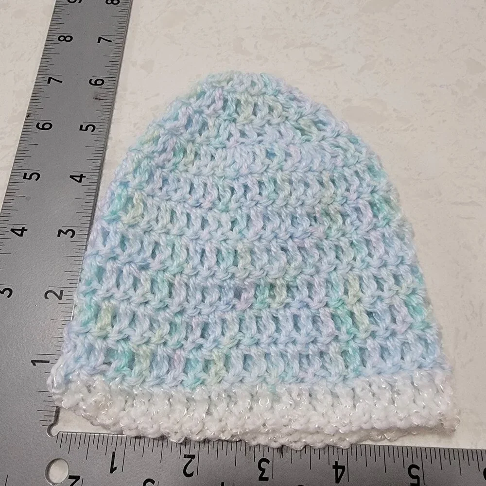 Hand Knit Baby Infant Hats‎ Lot Of 3